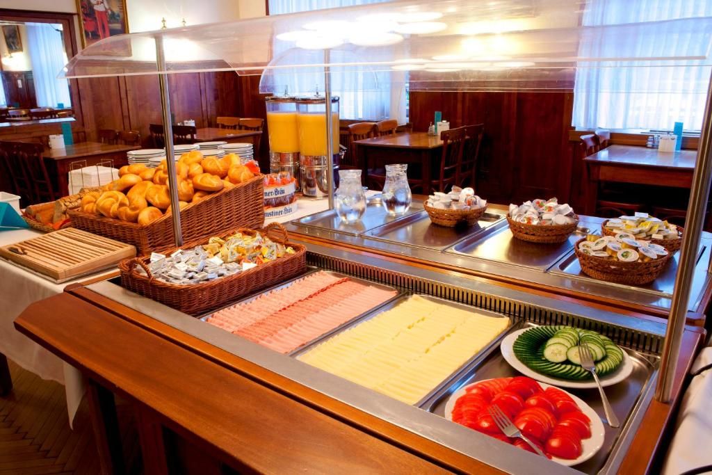 Euro Youth Hotel Krone фото 24