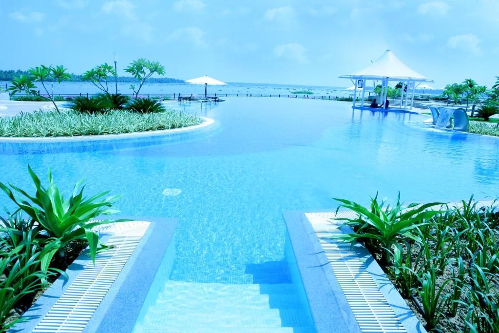 Ramada Cochin Resort фото 56