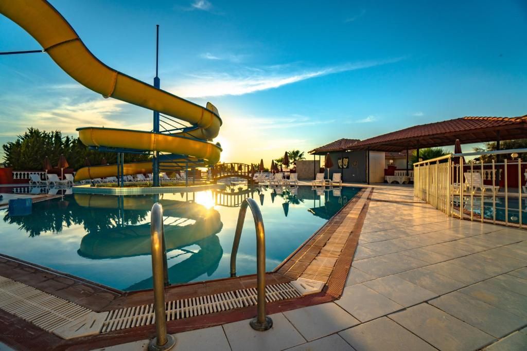 Sunshine Holiday Resort фото 82