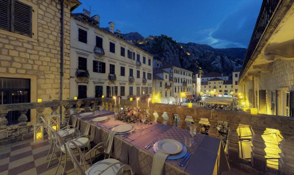 Historic Boutique Hotel Cattaro фото 4