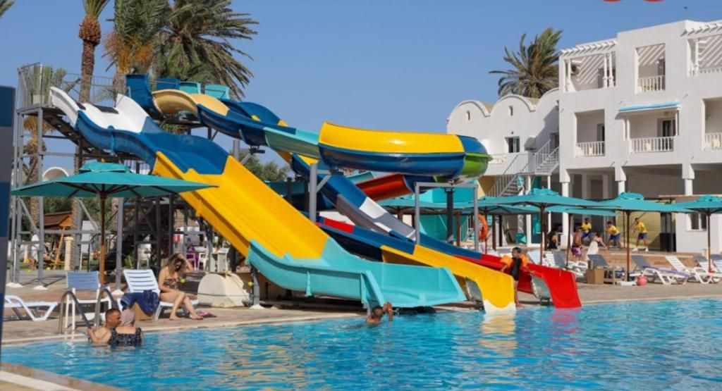 Best Beach Hotel фото 28