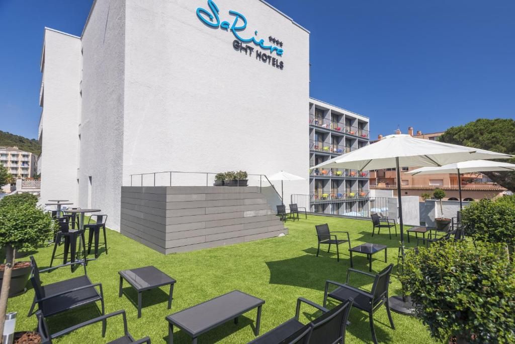 Hotel GHT Sa Riera фото 15
