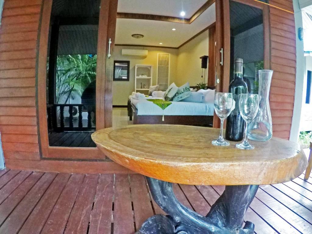 Haad Tian Beach Resort фото 31