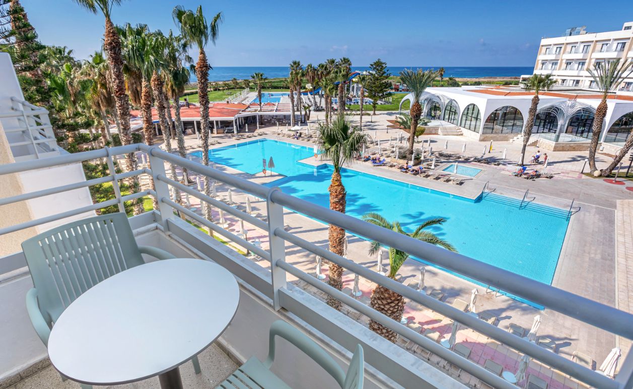 Louis Phaethon Beach фото 8