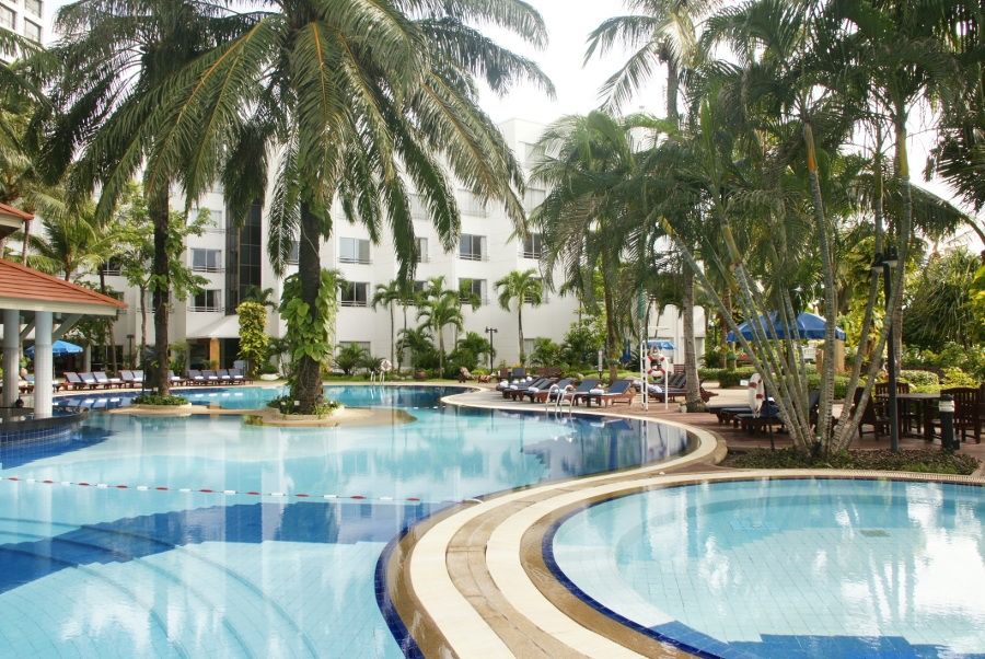 Cholchan Pattaya Beach Resort фото 73