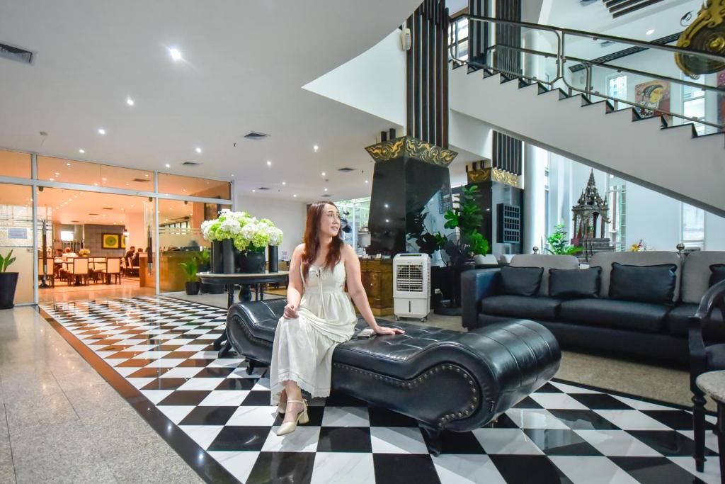 Pinnacle Lumpinee Park Hotel & Spa фото 47