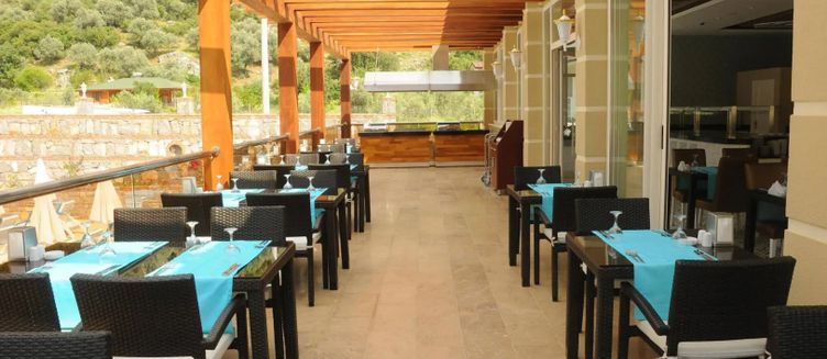 Фото отеля Marcan Resort Hotel