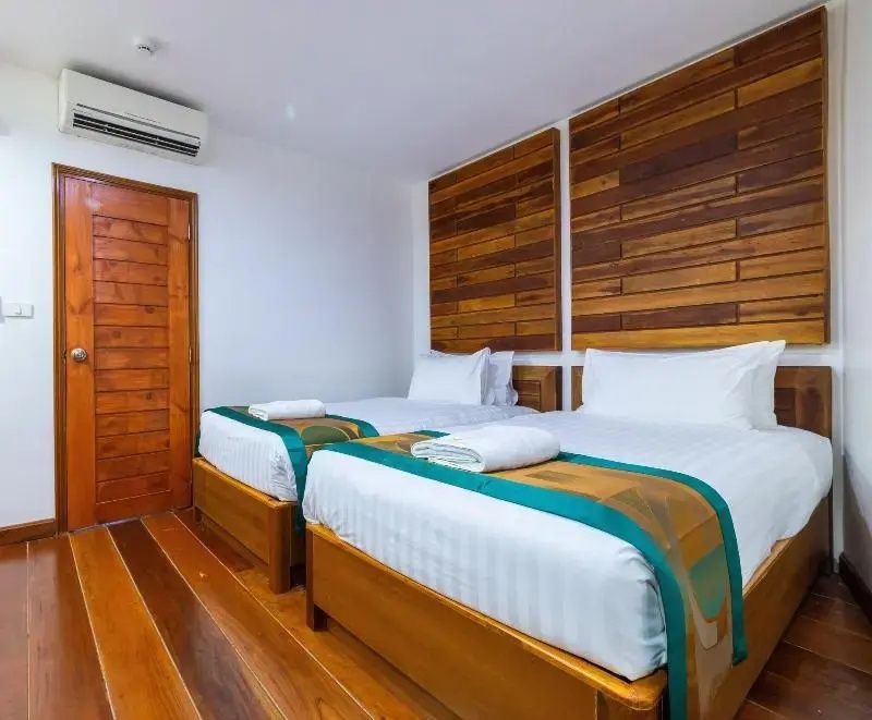 Phuket Meet Holiday Hotel фото 0