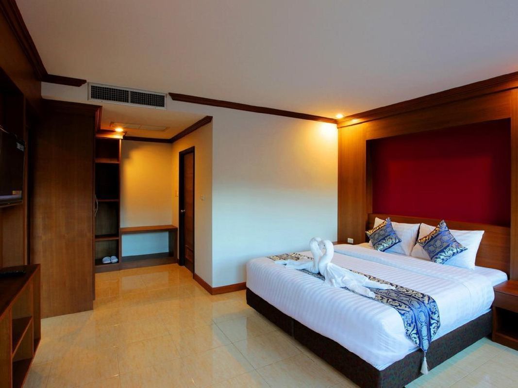 Sungthong Kamala Beach Resort фото 10