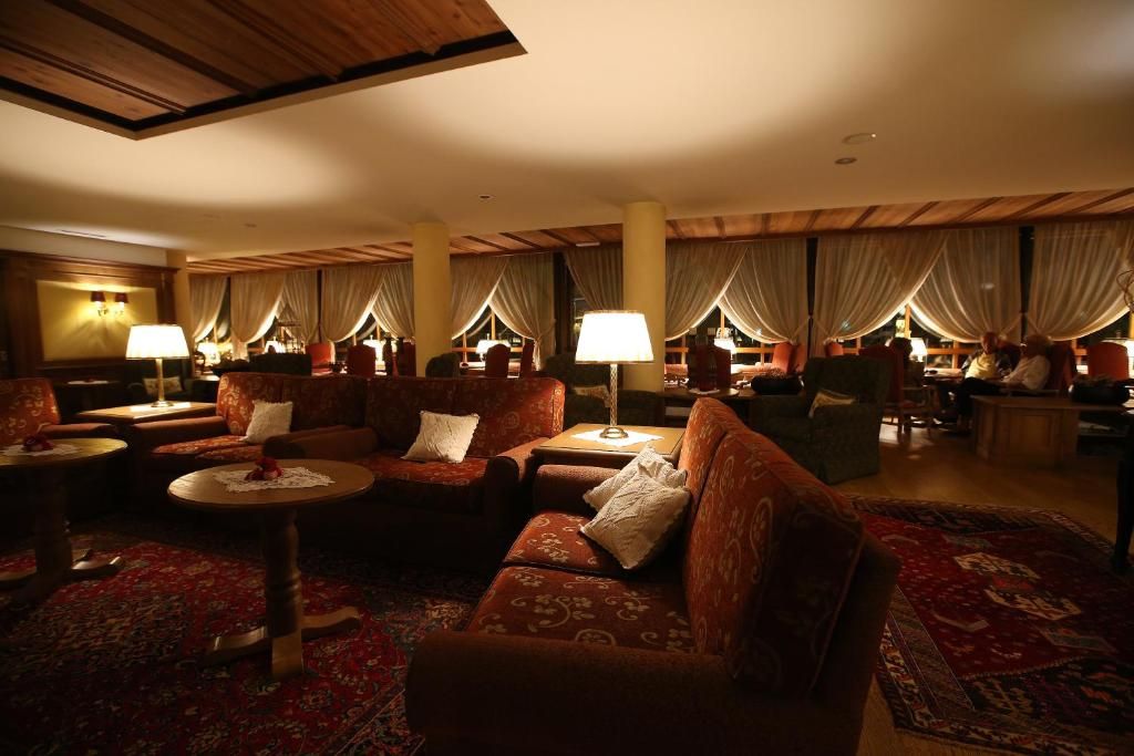 Alpen Suite Hotel фото 7
