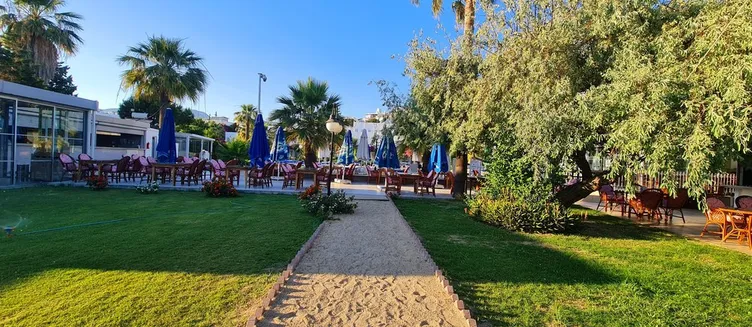 Фото отеля Nagi Beach