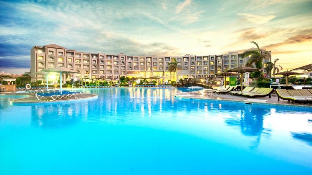 Sunrise Alora Aqua Park Resort фото 36