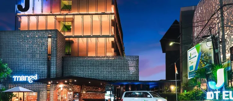 Фото отеля J Hotel Kuta