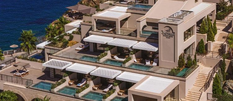 Фото отеля CASTELLO INFINITY SUITES