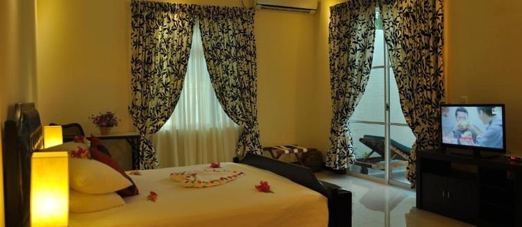 Фото отеля Charming Holiday Lodge