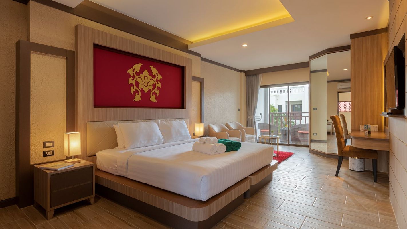 Quality Resort and Spa Patong Beach фото 4