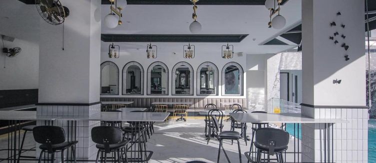 Фото отеля Ratri Hotel Phuket Old Town
