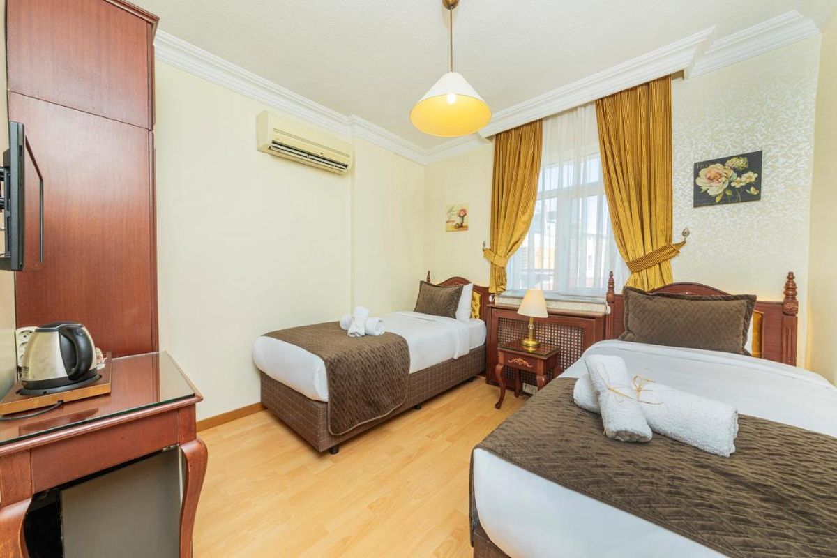 Hotel Ipek Palace фото 1