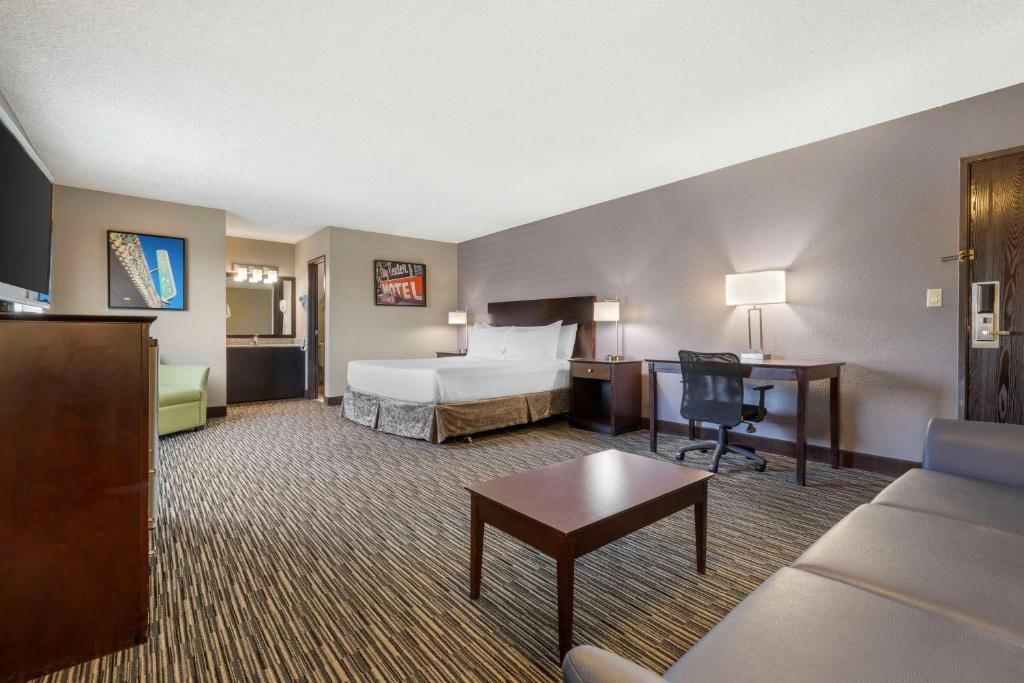 Best Western McCarran Inn фото 32