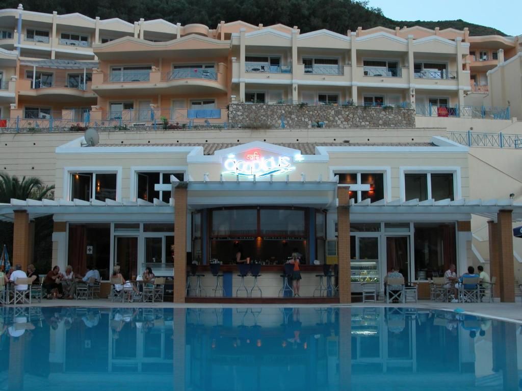 Ithea Suites Hotel фото 21