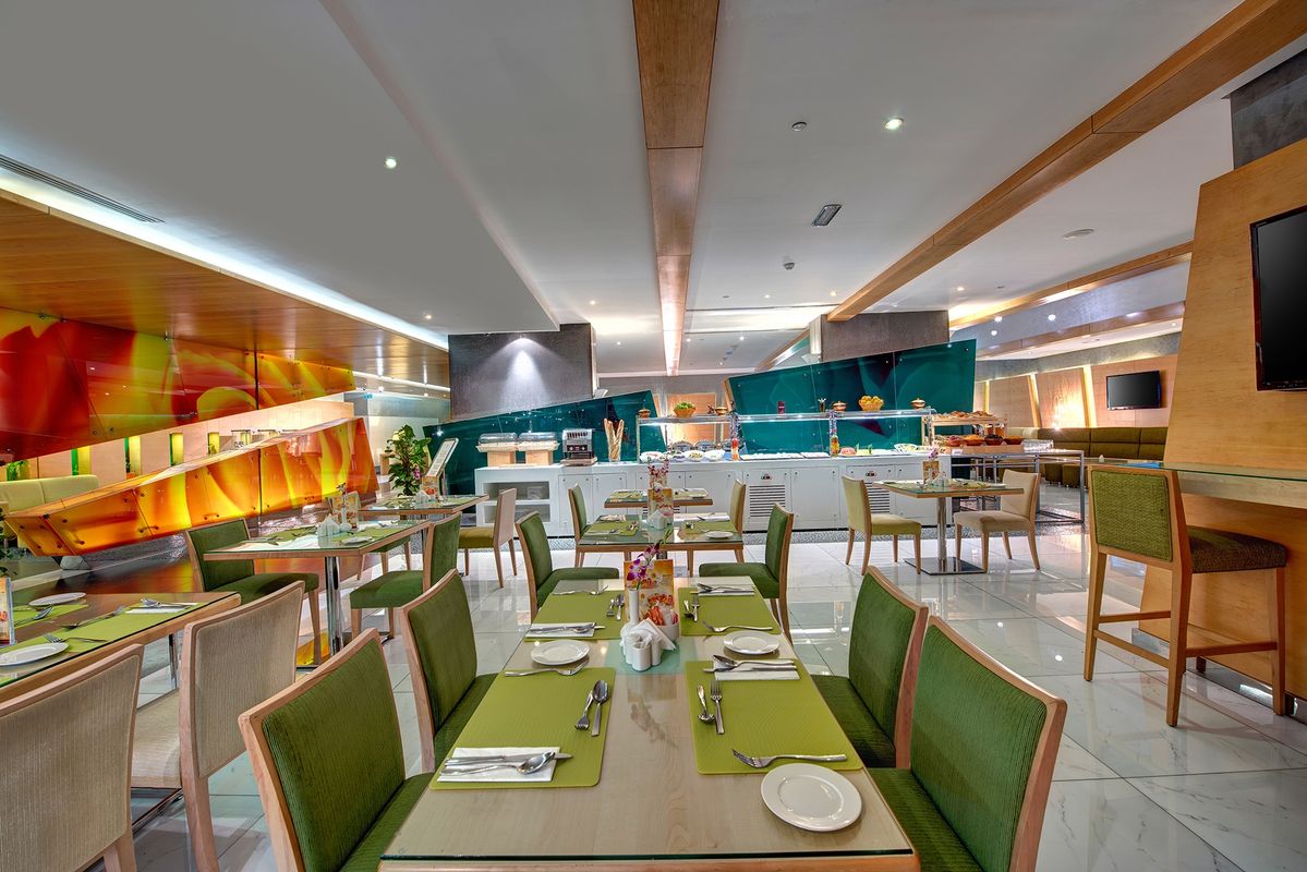 Al Khoory Executive Hotel, Al Wasl фото 4