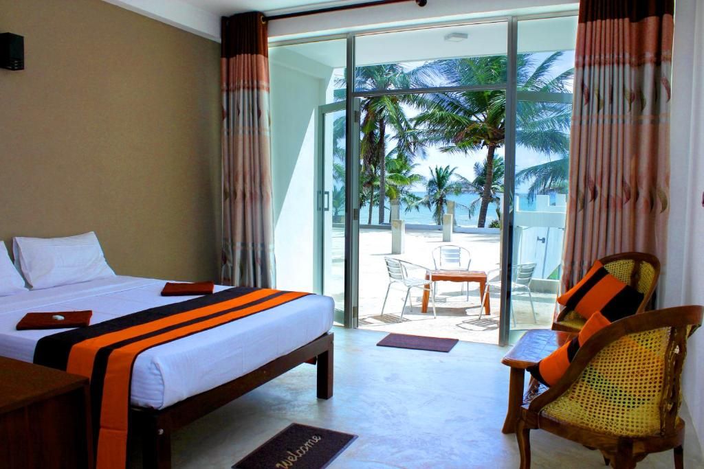 Saara Beach Hotel фото 2