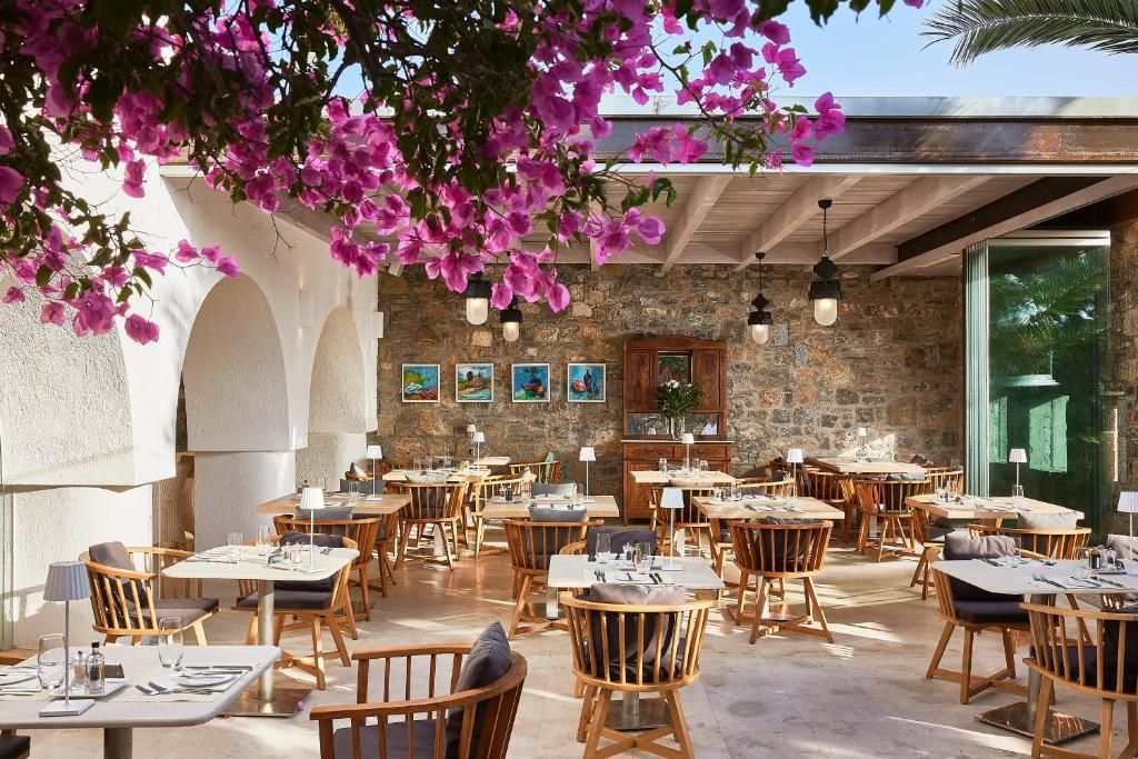 St. Nicolas Bay Resort Hotel & Villas фото 18