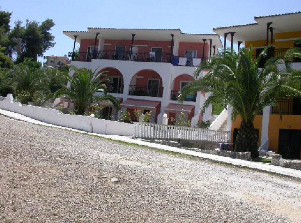 Kassandra Bay Village фото 2