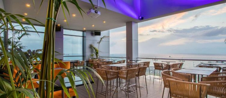 Фото отеля Radisson Blu Hotel, Larnaca