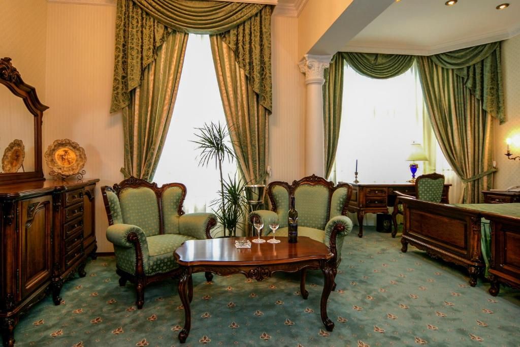Grand Hotel London фото 21