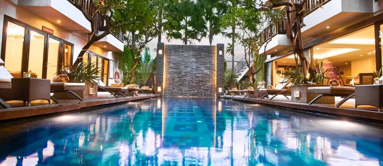 Фото отеля d'primahotel Seminyak