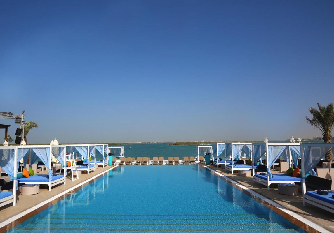 Yas Plaza Marina by IHG фото 6