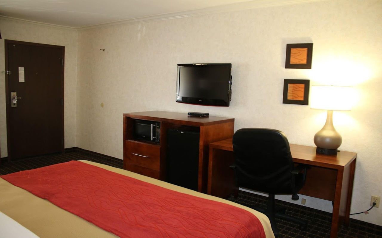 Comfort Inn Near Old Town Pasadena in Eagle Rock CA фото 7