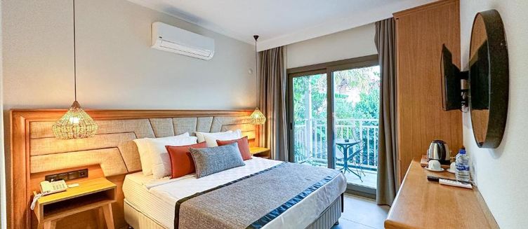 Фото отеля Yalıpark Beach Hotel