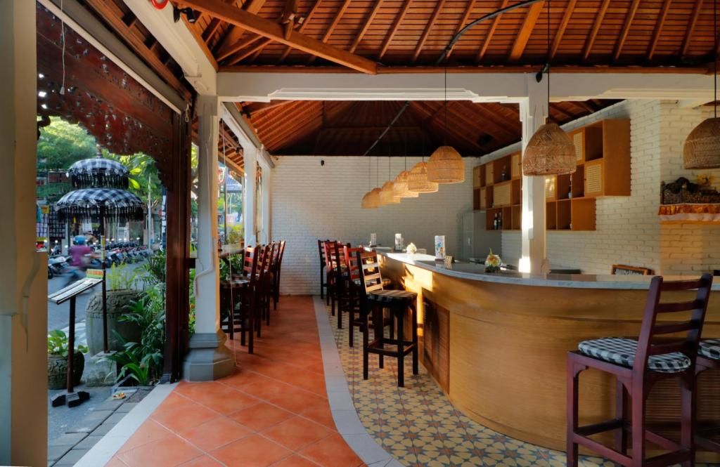 Adi Dharma Hotel Legian фото 49