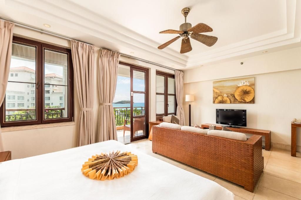 Aegean Suites Sanya Yalong Bay Resort фото 44