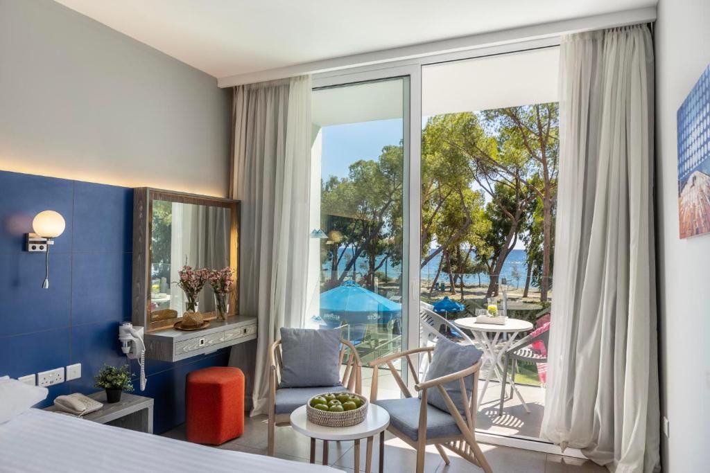 Park Beach Hotel фото 45