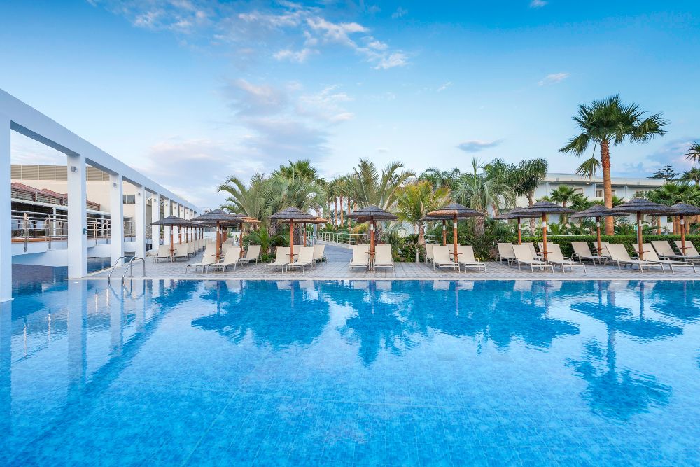Blue Lagoon Resort фото 3
