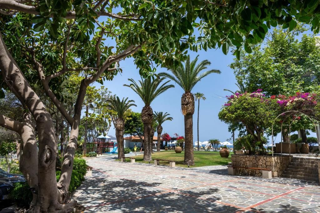 Leptos Panorama Hotel фото 24