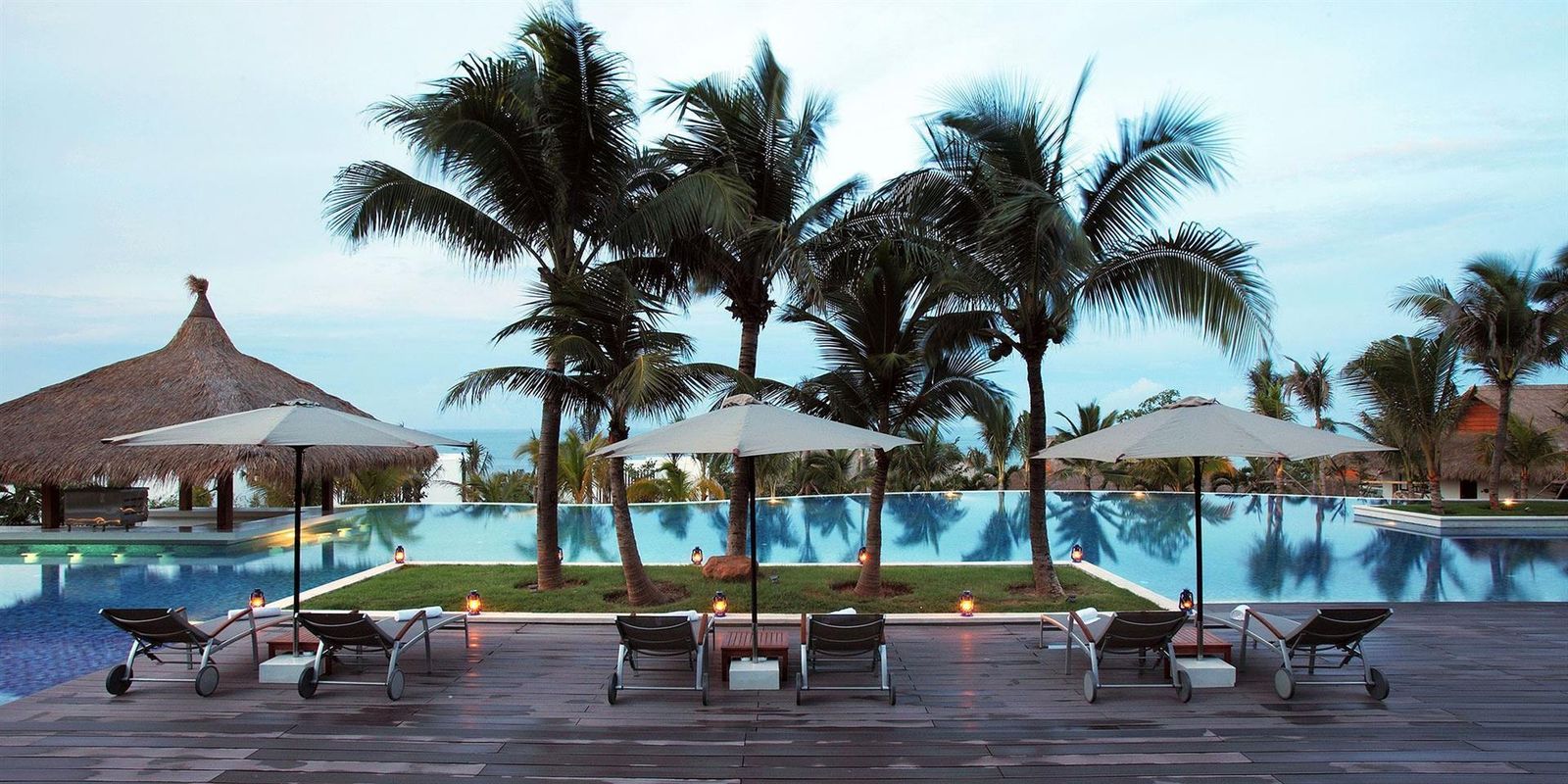 The Cliff Resort and Residence фото 51
