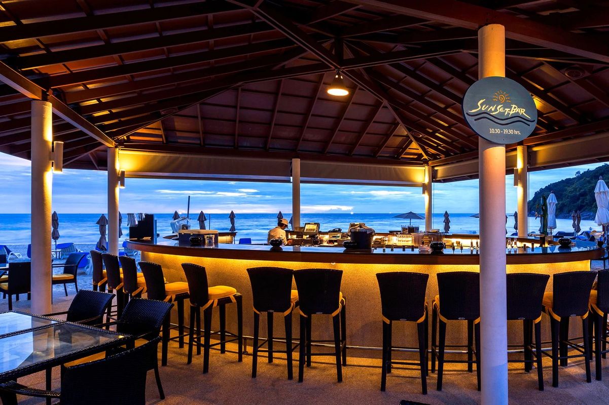 Le Meridien Phuket Beach Resort фото 20