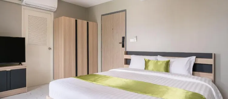 Фото отеля Icheck Inn Darisa Ngamwongwan