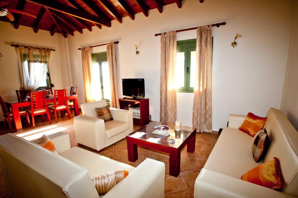 Aselinos Suites фото 16