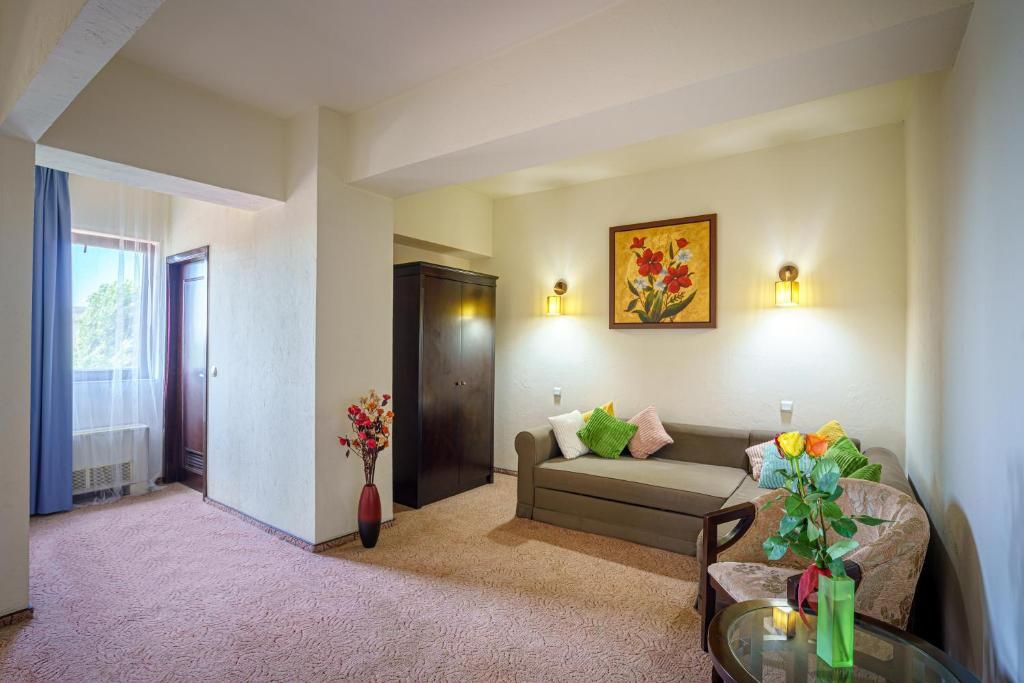 Avis Boutique Hotel Bucuresti фото 14