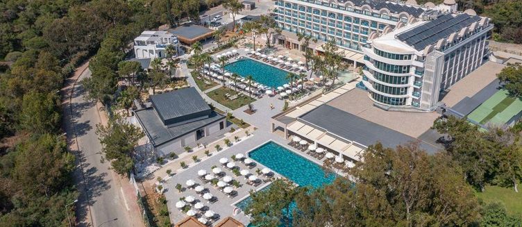 Фото отеля Berry Blue Hotel