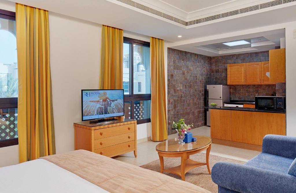 Roda Beach Resort фото 39