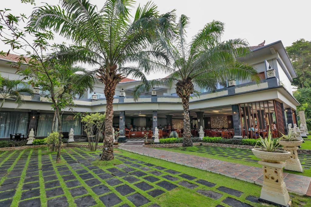 Puri Saron Hotel Seminyak фото 89