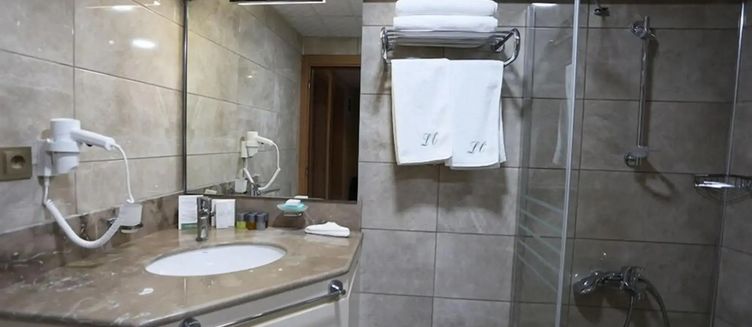 Фото отеля Life Corner Hotel