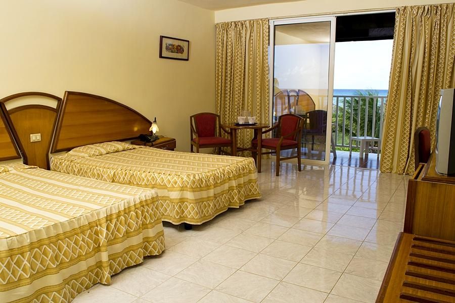 Hotel Brisas Covarrubias фото 2
