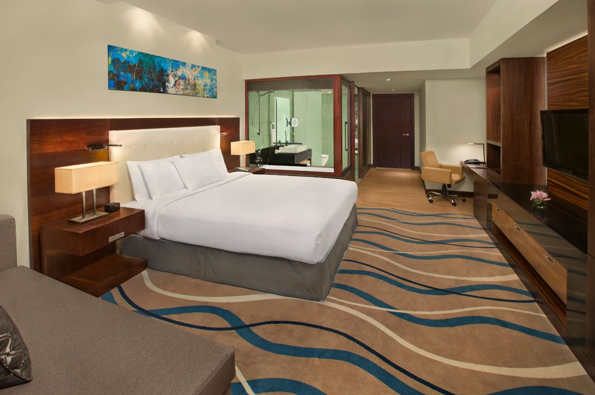 DoubleTree by Hilton Hotel and Residences Dubai Al Barsha фото 5